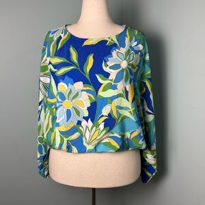 Floral Blue and Green Women's Dolman Sleeve Top with Bubble Hem Size Large